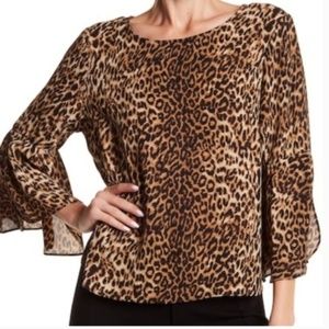 Vince Camuto SZ S Leopard Print Blouse Top NWT